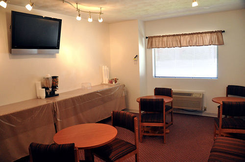Lake Inn Westlake Corner Extérieur photo